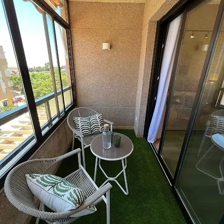 Donoso Cortes & Free Parking By Ele Apartment Malaga