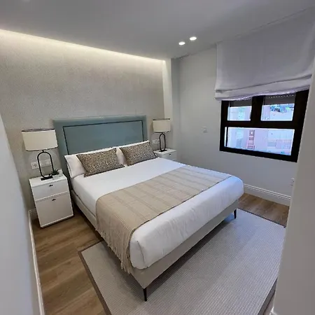Apartment Donoso Cortes & Free Parking By Ele *