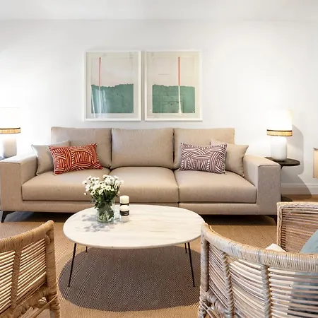 Apartment Donoso Cortes & Free Parking By Ele Malaga
